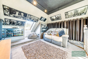 Photo 23- click for photo gallery